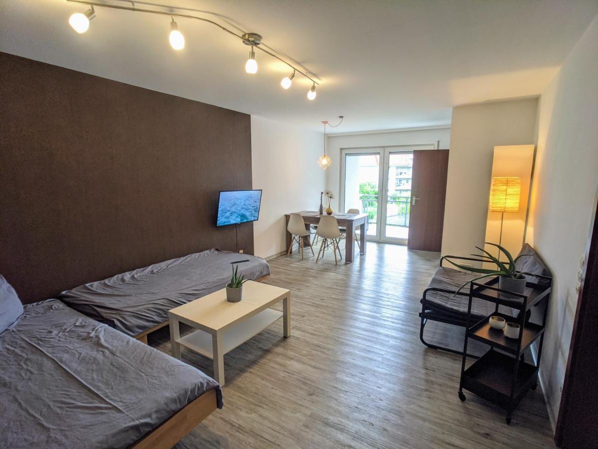 Ideale Messe/Airport Wohnung 15Min Fahrtweg Kirchheim unter Teck Eksteriør bilde